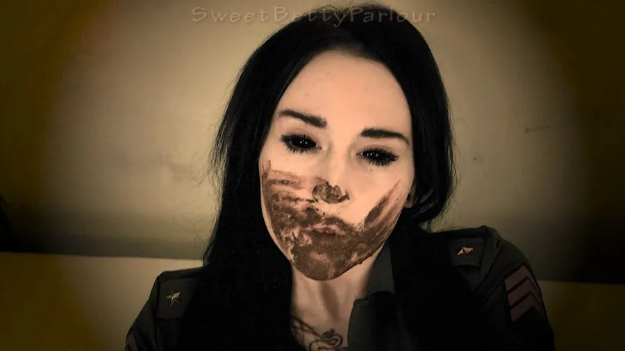 SweetBettyParlour FullHD 1080p Let’s SPY on Shitin Pussy [Pooping Girls, Shitting Girls]