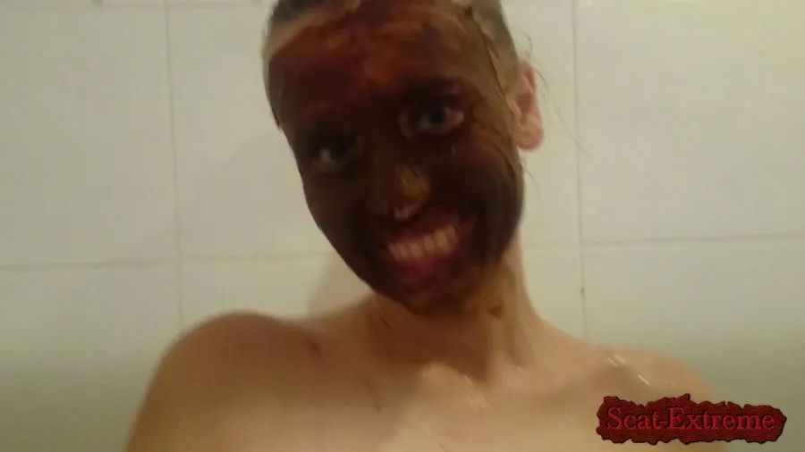 Brown Wife FullHD 1080p Bathing in shit water. Part 2 [Shitting, Solo Scat]