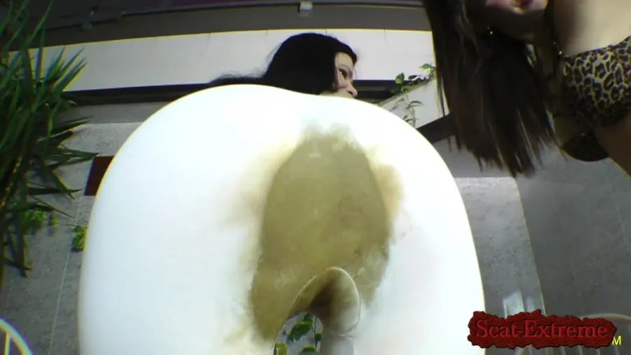2 Domina FullHD 1080p Scat Domination White Scat Pants [Pantyhose, Piss]
