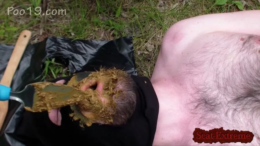 MilanaSmelly HD 720p 2 girls used live toilet in woods [Scatology, Poop]