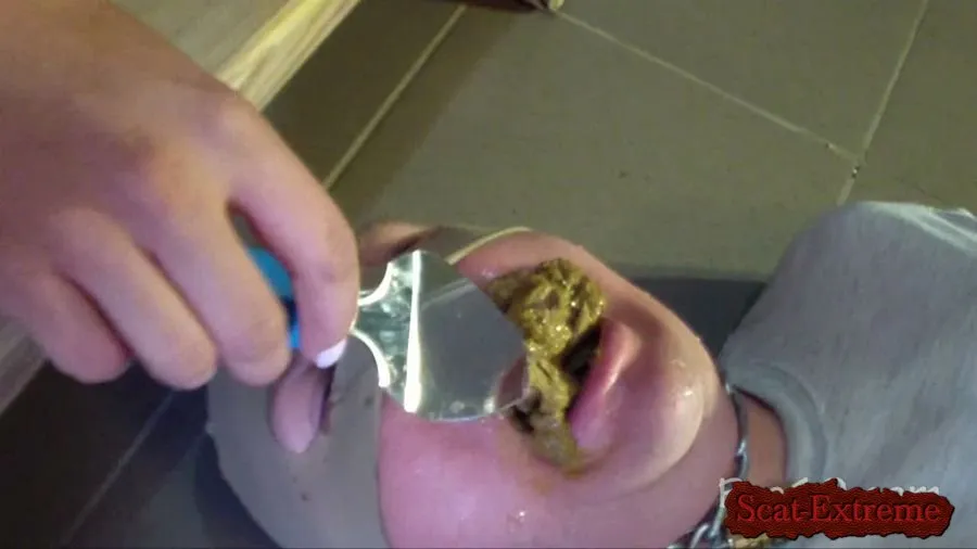 Amina, Yana, MilanaSmelly HD 720p Amina and Yana relax in sauna. New slave with MilanaSmelly [Femdom, Enema]