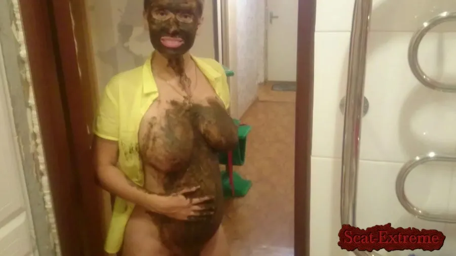 Brown wife FullHD 1080p Shit in the sink [Shitting, Boobs]