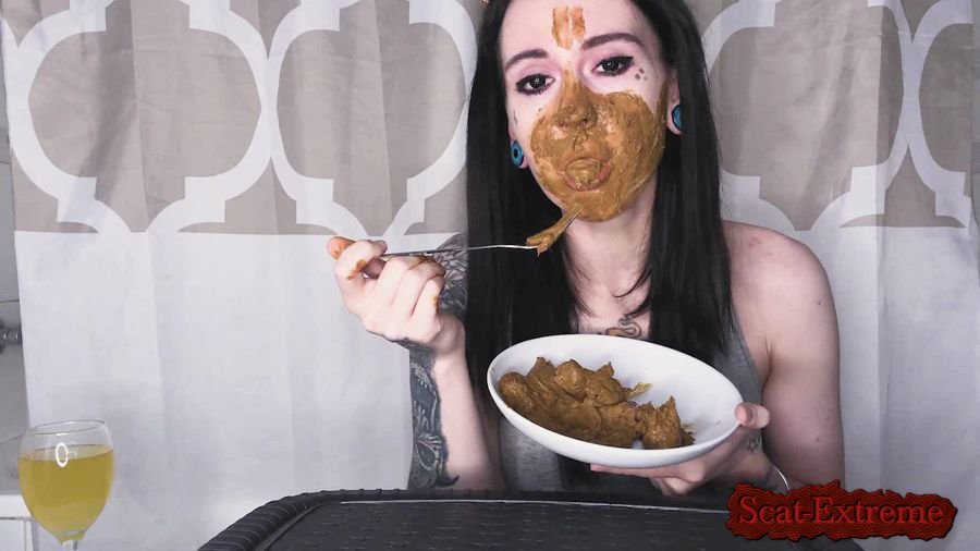 DirtyBetty FullHD 1080p Real Scat Breakfast [Solo, Shitting, Scatting, Eating, Teen]