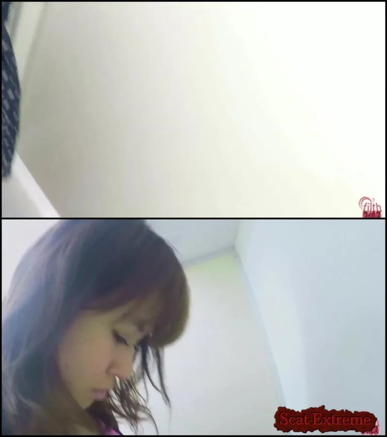 Girls shitting in toilet filmed on invisible camera. HD 720p [Closeup, Defecation]