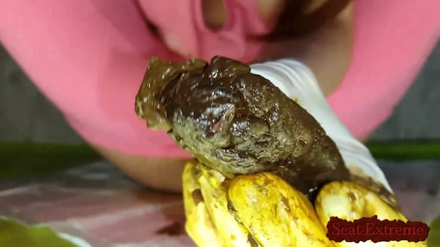 Anna Coprofield FullHD 1080p 3 Shit for Freeze Vol.3 [Piss, Defecation]