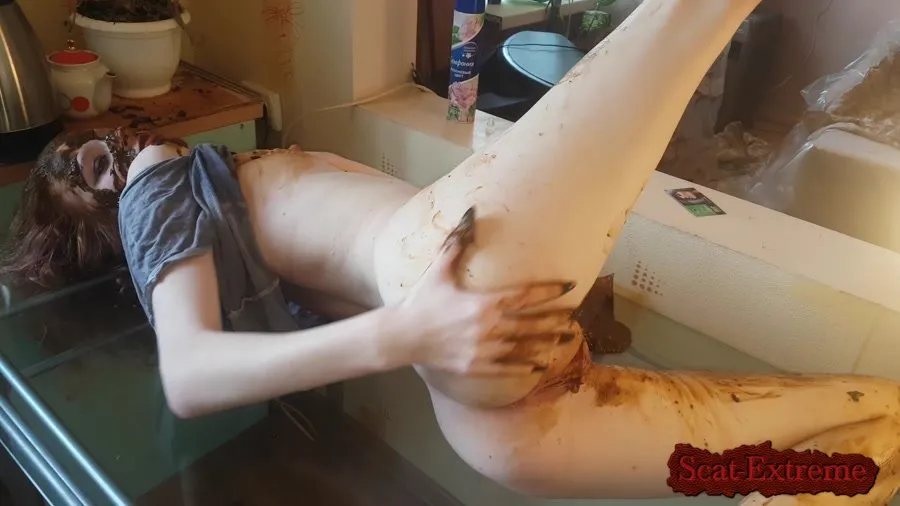 Jelena UltraHD 4K Skinny Red Head Top Amateur Scat And Pee By Top Russian Model - Part 1 [Eating, Anal]