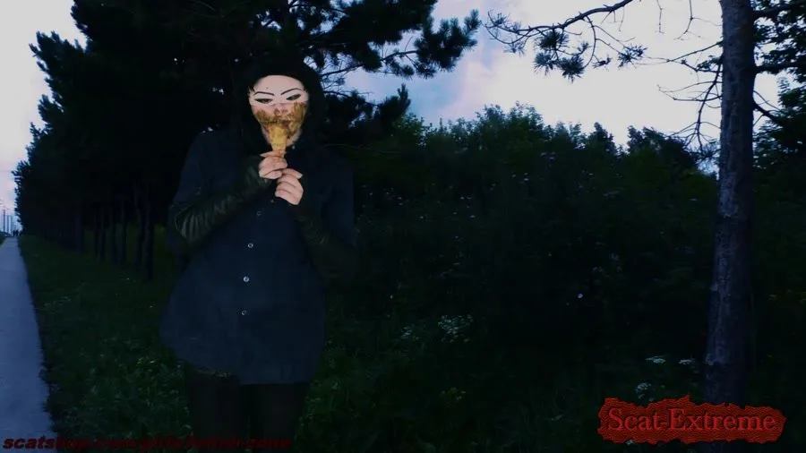 HD 720p Shit eating right on the street [Extreme Scat, Eating]