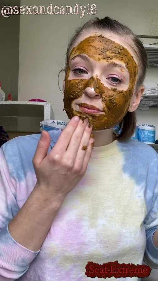 sexandcandy18 UltraHD 2K Teen’s first diaper fill + face mask! [Solo, Amateur]