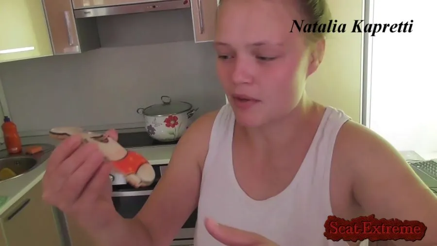 Mistress FullHD 1080p She took shit in the middle of room [Shitting Girls, Young Girls]