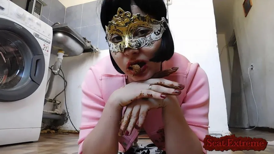 Solo FullHD 1080p Lady tastes shit [Poop, Stars Scat]