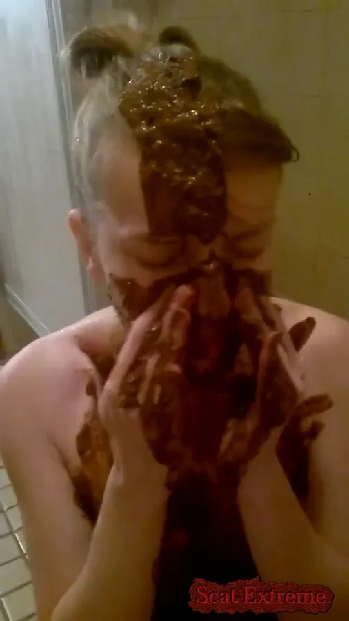 Julia Dream HD 720p Shit On Head Or Total Scat Mess [Solo, Amateur]