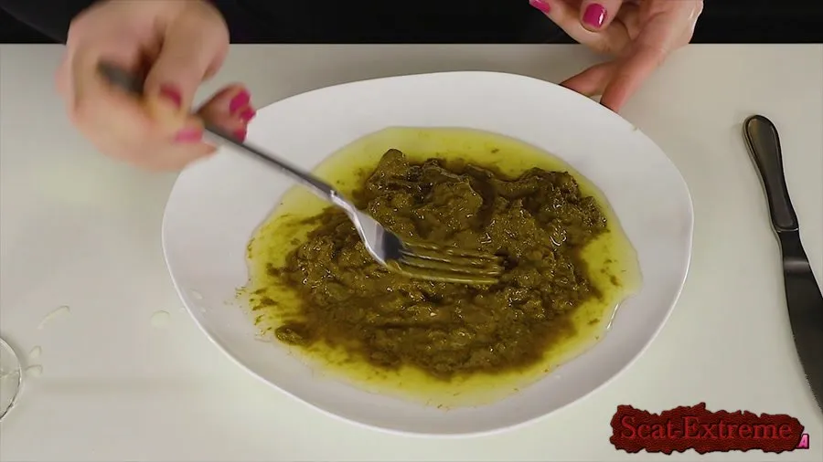 HouseofEra FullHD 1080p Scat Pee Spitting – Dinner for You [Pee, Defecation]