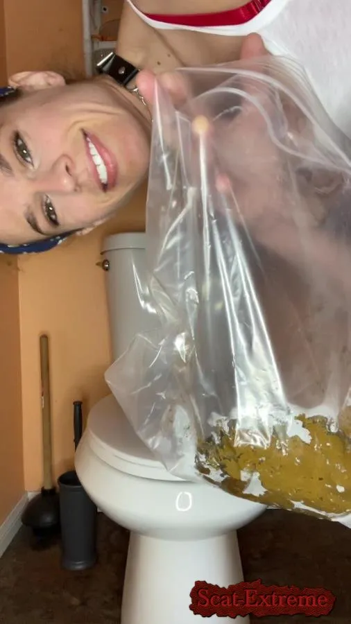 VibeWithMolly UltraHD 2K School girl poops in bag [Defecation, Farting]