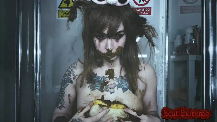 DirtyBetty UltraHD 4K Do you poop in the shower? [Teen, Eat Shit]