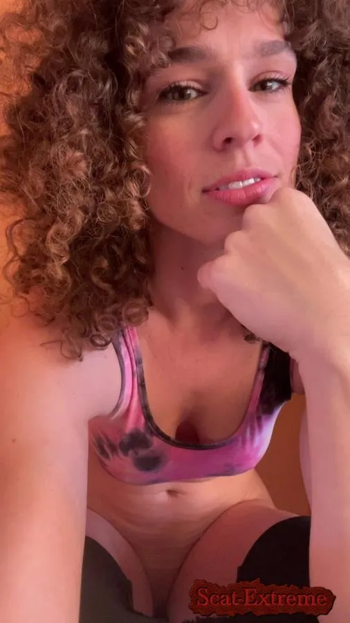 VibeWithMolly UltraHD 2K Piss in sink and poop [Poop, Big Farting Girls]