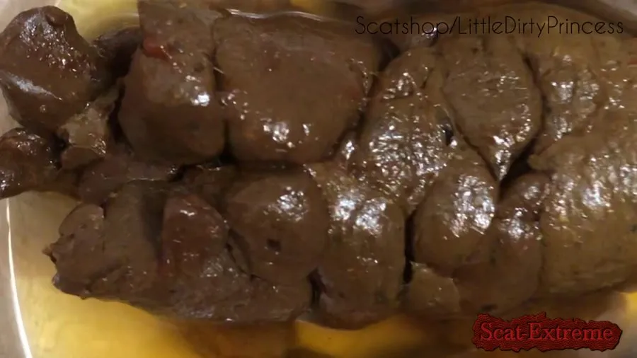 LittleDirtyPrincess FullHD 1080p Big thick poop and bright yellow pee in a bowl [Pee, Defecation]