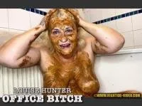 Louise Hunter HD 720p LOUISE HUNTER OFFICE BITCH [Mature, Solo]