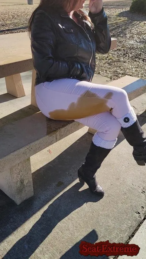 Messylexi UltraHD 2K Oopsie Poopsie [Poop, Solo]