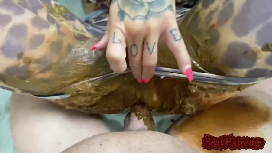 Devil Sophie FullHD 1080p Nastiest Fuck of the Year shit - shit - Kotzjob - Put and spray on my brown hole [Scat Fuck, Amateur]