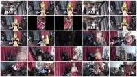 Mistress Jennifer Carter FullHD 1080p Braunes gold - eiskalt serviert! [Scat, Latex]