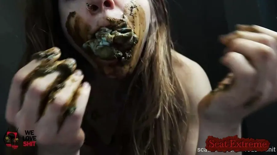 Scatting Girl FullHD 1080p WeLoveShit [Shitting Girls, Shitting Ass]