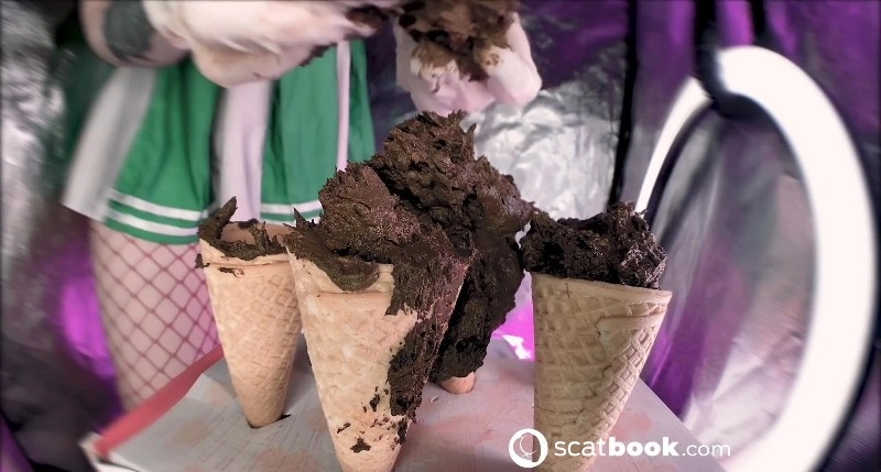 SweetBettyParlour - Fan with  unusual  ice cream [FullHD 1080p / 212.56 MB]