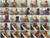 Santara Scat - Me In Bathtube Full Of Poo And Pee [SD / 162 MB]