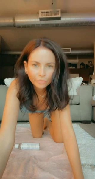 LilButtLex - Ball Bearing Play [UltraHD 2K / 142 MB]