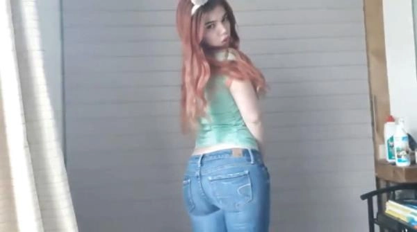 XO Bunny - Too Many Farts [SD / 65.4 MB]