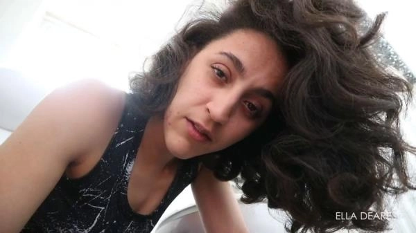 Ella Dearest aka Efro Ella - TOILET SLAVERY POO [HD 720p / 36.0 MB]