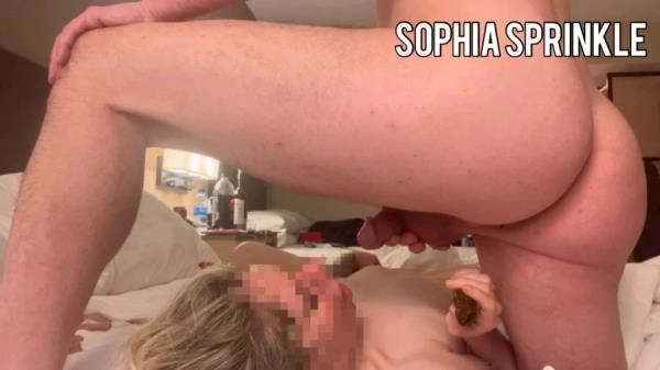 Sophia Sprinkle - Daddy's Shit Symbiot [FullHD 1080p / 2.36 GB]