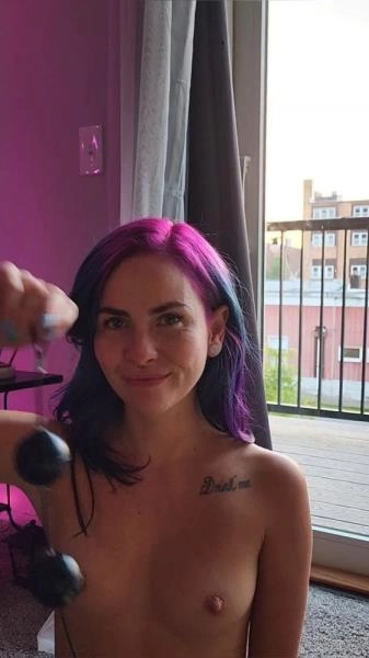 LilButtLex - Atm Medium Sized Toys with Hookup [UltraHD 2K / 701 MB]