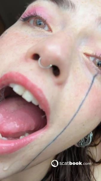 Malafalda - Vore Darkfans [SD / 87.8 MB]