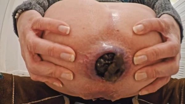 Mia Skye aka MiaRoxxx - Close To The Lens [HD 720p / 24.6 MB]