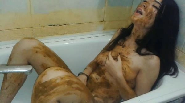 Matilda's Kitchen And Bathroom. Part 2 [FullHD 1080p / 1.39 GB] Scatshop.com