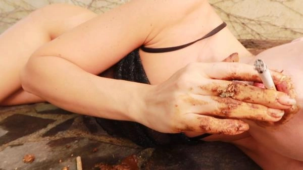 Smoking Lounge [FullHD 1080p / 210 MB] Scatting