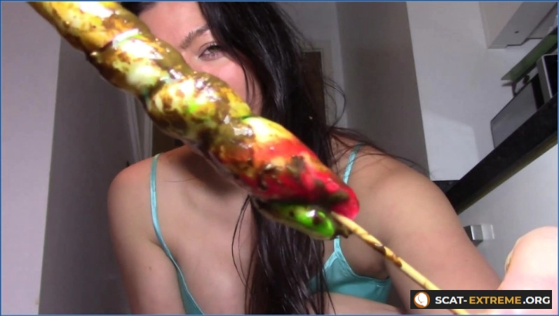 evamarie88 - How I Make Scat Candys [FullHD 1080p / 1.01 GB]
