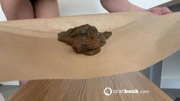 Stinky One [FullHD 1080p / 37.0 MB] Scatbook.com