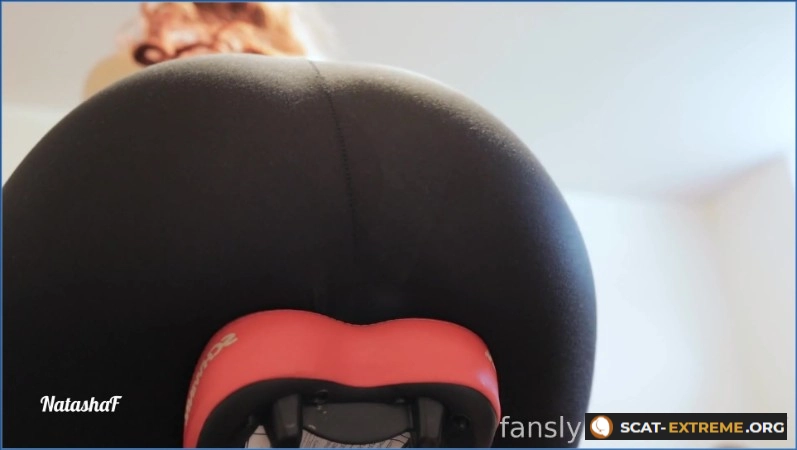 NatashaF - Efro and Gas-Driven Fetish Play by NatashaF – Scat Release USA 2025 [FullHD 1080p / 89.92 MB]