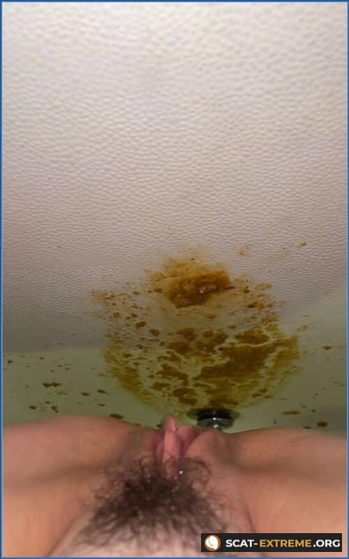 Kaitlyn Katsaros - Currently cleaning my butt for my scene today [HD 720p / 7.78 MB]