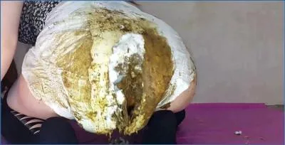 Extreme Scat and Farting with Anna Coprofield in Let’s Ruin My Diaper 2