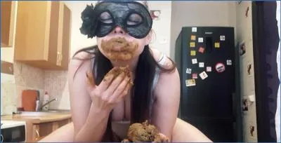 Scatlina's Filthy Solo: Eat Shit on the Table- Extreme Russian Scat