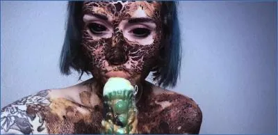 DirtyBetty Delivers Extreme French Scat With Heavy Vomit