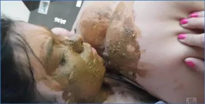 Scat Princess Goes All In on Extreme Shit and Face Sitting in Scat XL