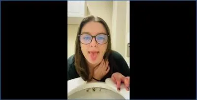 Layla Lee's Hardcore Panty Pooping and Extreme Shit Eating