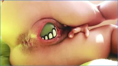 Sabrina Dacos Pee, Food Play, and Toy Fun in Rough German Scat