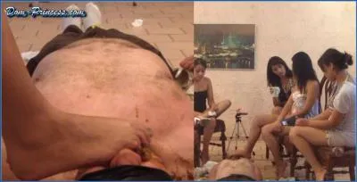Extreme Scat Porn - Denise's Wild Shitting and Peeing Outing