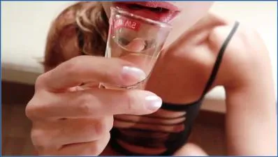 Sabrina Dacos Puts on a Wild Pee and Food Play Show in Extreme