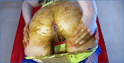 Anna Coprofield Pushes Taboo Boundaries with Brutal Farting and Scat