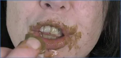 Dirtygardengirl Shits, Smears, and Fists in Brutal Solo Scat Vomit